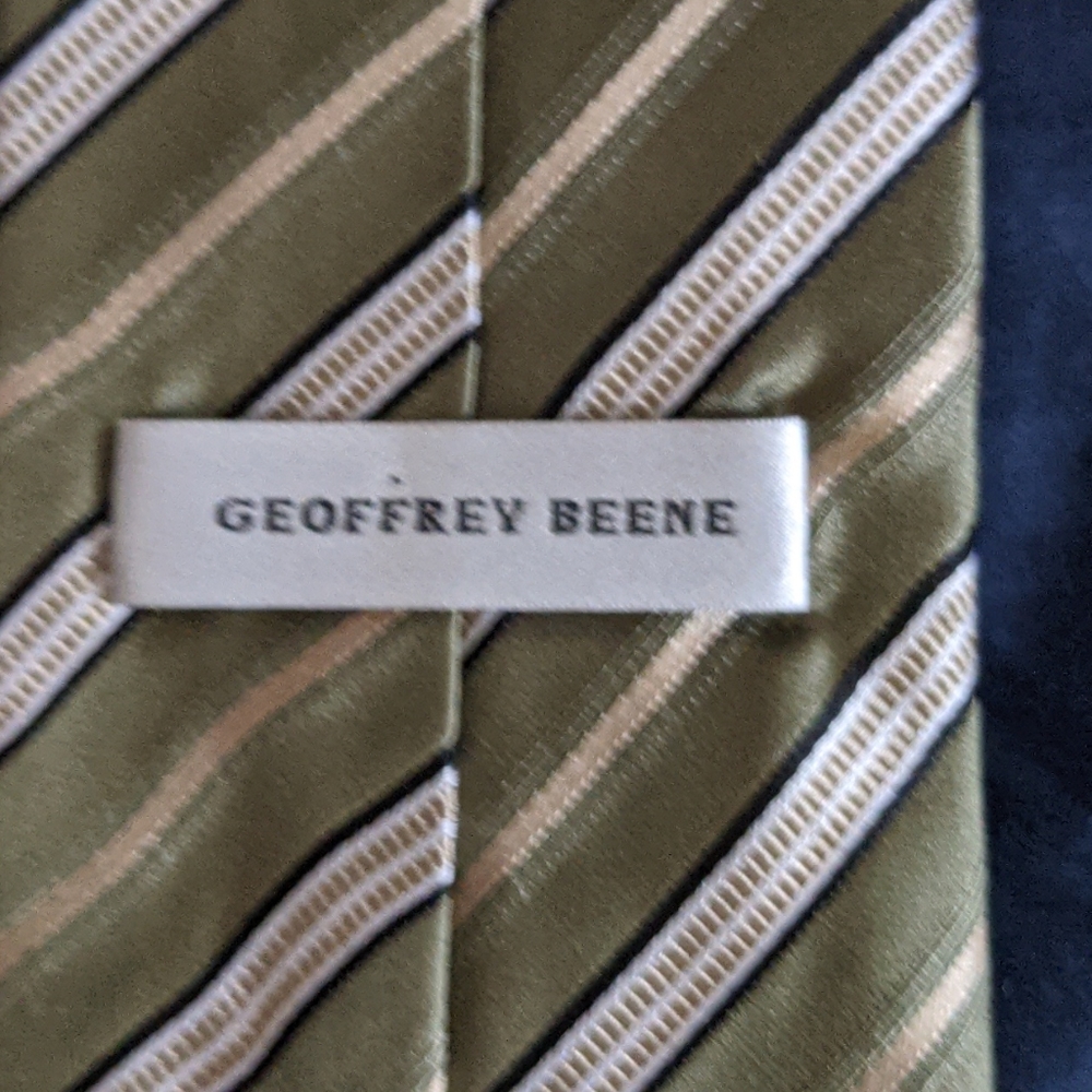 Geoffrey Bean tie - Picture 3 of 3